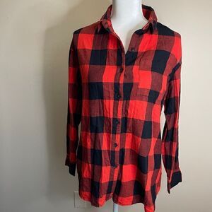 Old Navy| 100% cotton| Boyfriend| Button up| Plaid| Small